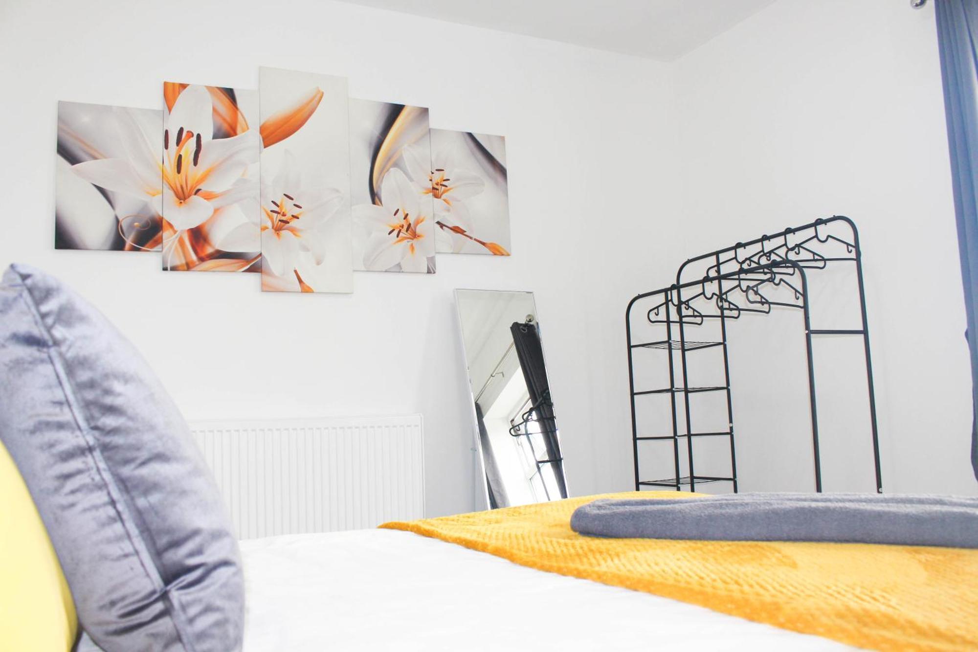 2 Min Walk Etihad Stadium & Coop Arena - 3Br, Free Parking マンチェスター エクステリア 写真